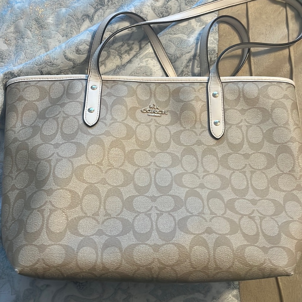 Coach handbag
